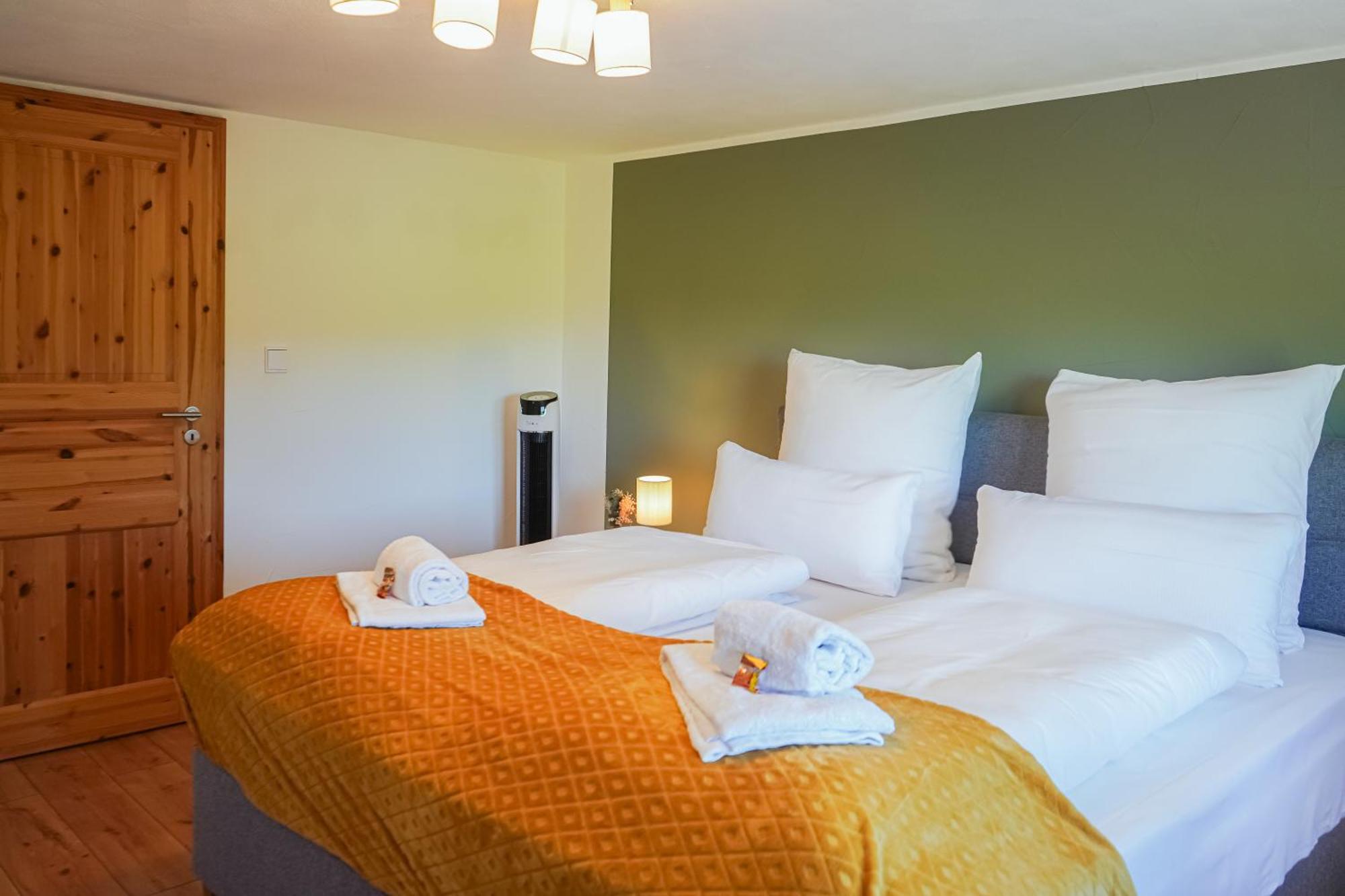 7Seas Boutique Ferienhaus Bostalsee - 2 Apartments Oder Ganzes Haus, Mit Sauna นอห์เฟลเดน ภายนอก รูปภาพ